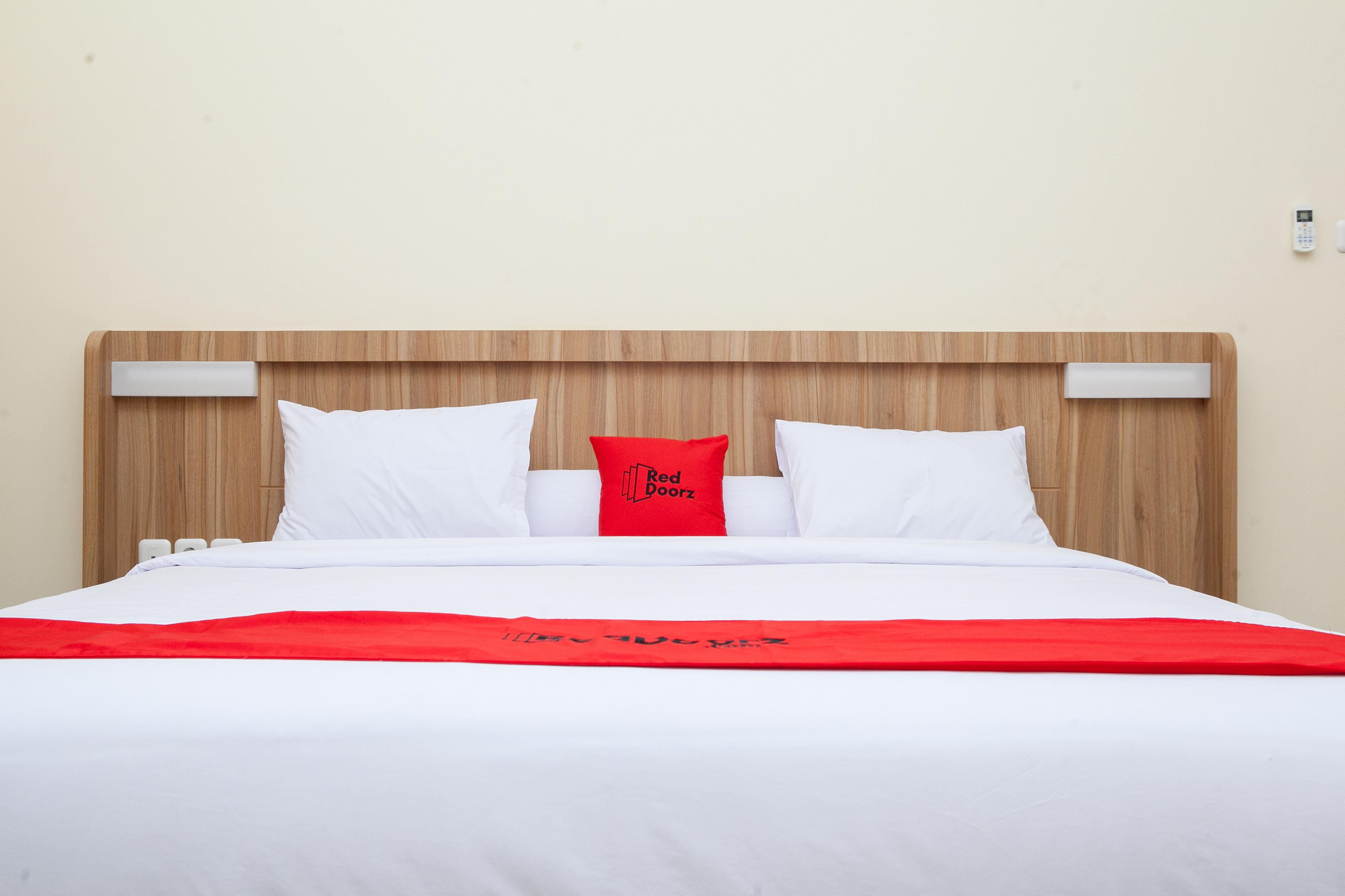 Reddoorz Plus Near Pasundan University Μπαντούνγκ Εξωτερικό φωτογραφία