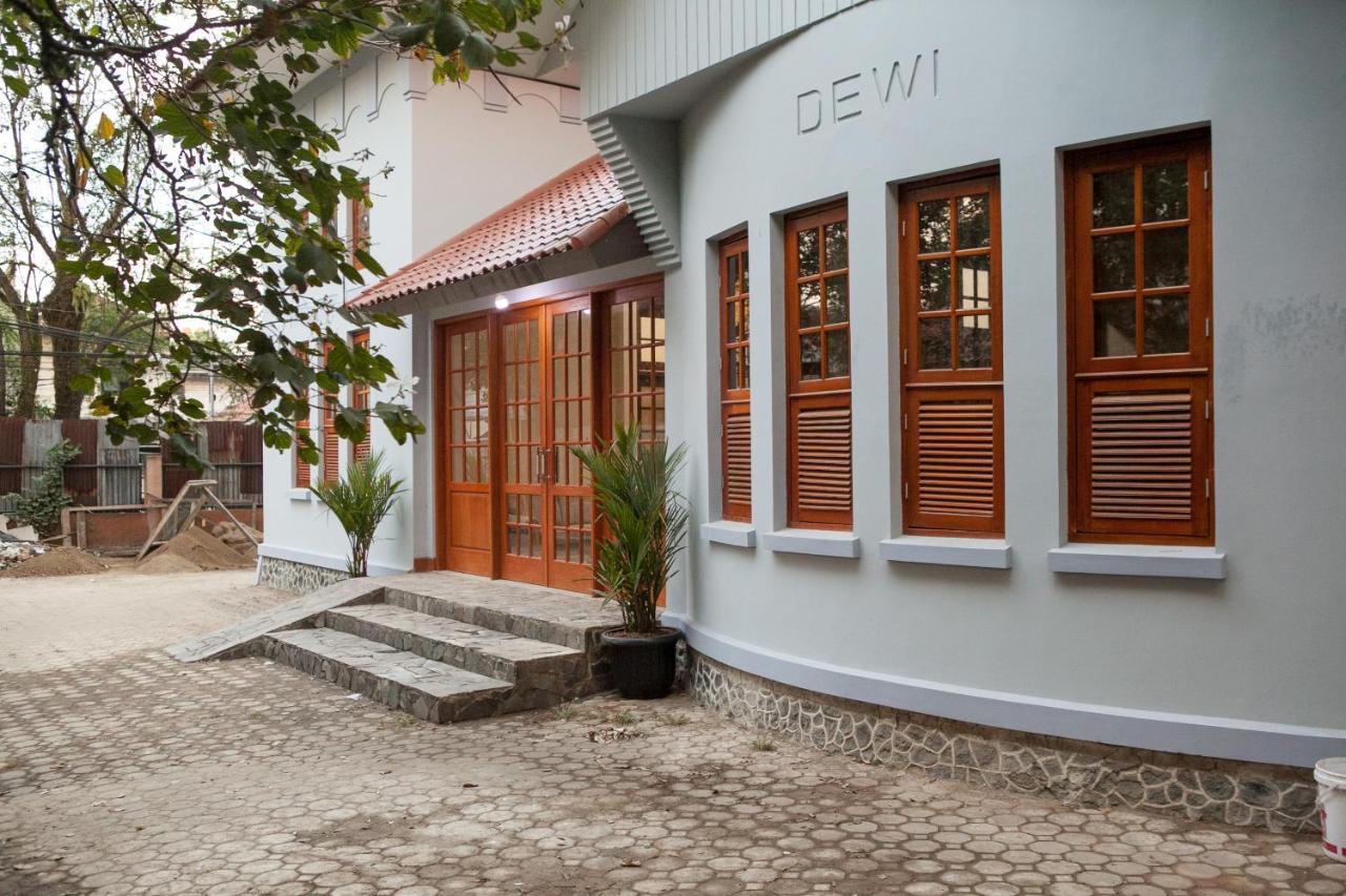 Reddoorz Plus Near Pasundan University Μπαντούνγκ Εξωτερικό φωτογραφία